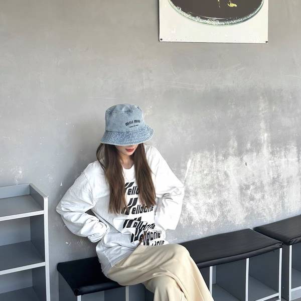 Miu Miu Hat MUH00135-1 Miu Miu Hat MUH00135-1